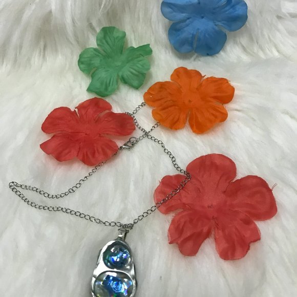 Handmade Necklace - Picture 12 of 15